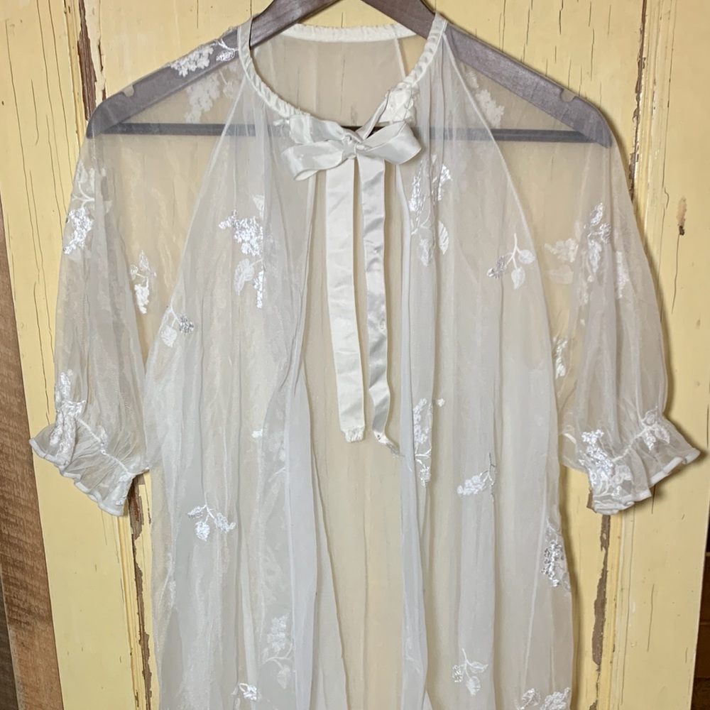 Vintage 1960s Chiffon Gown Sheer Bridal Peignoir Robe Dainty White Size 36